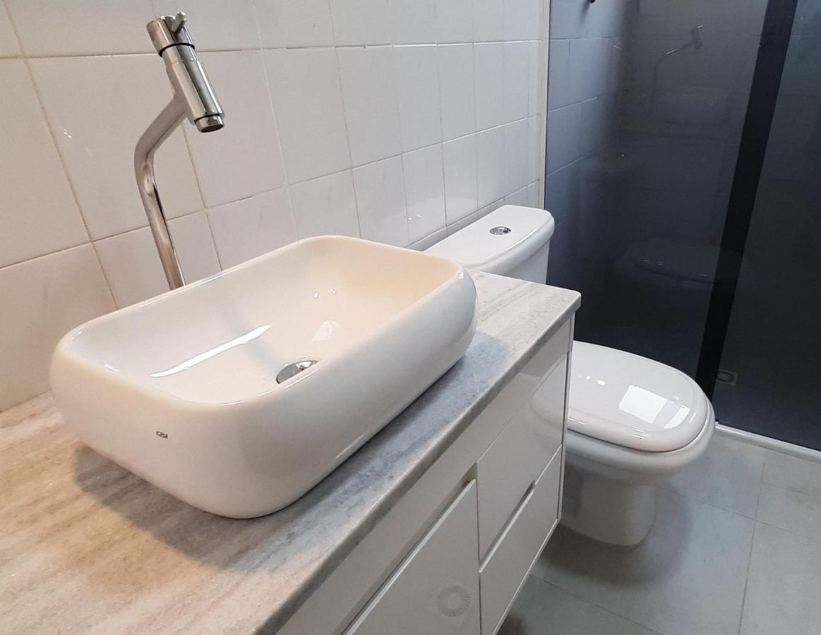 Excelente local - Praia da Guilhermina, com tudo próximo Apartamento Praia Grande  Exterior foto